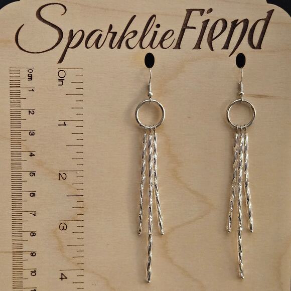 Silver twisted glass bugle dangle earrings - Picture 1 of 1